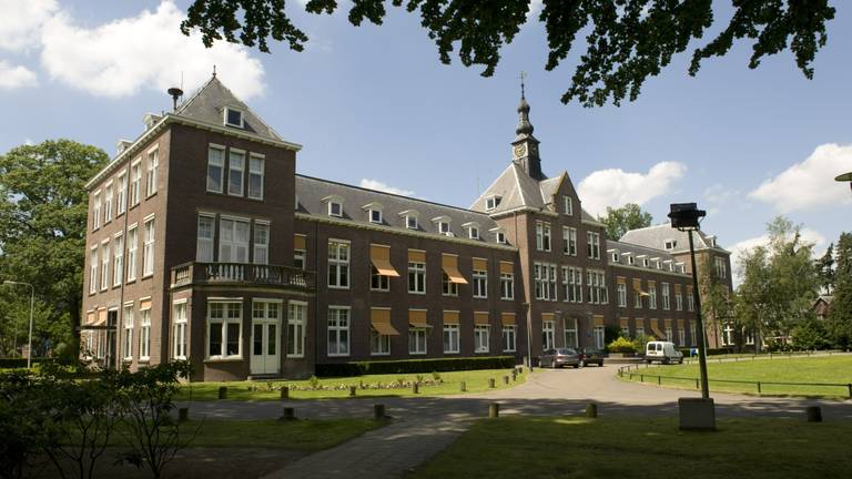 Het hoofdgebouw van GGzE in Eindoven (foto: ANP).