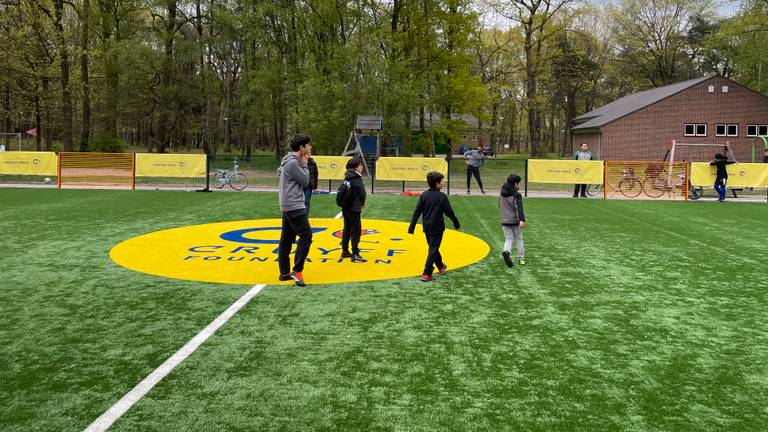 Lekker balletje trappen op het Cruijff Court (foto: Agnes van der Straaten) 