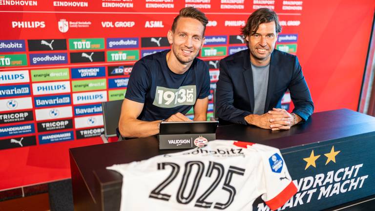 Luuk de Jong tekende een contract tot 2025 (Foto: PSV Media)
