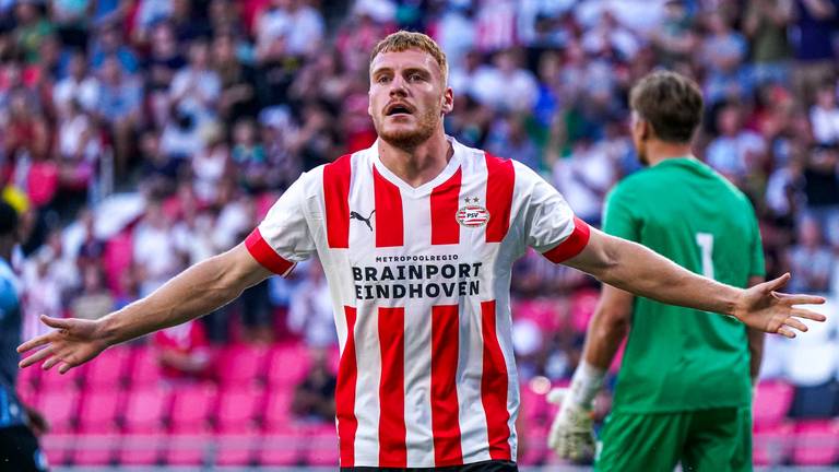 Yorbe Vertessen maakte de eerste treffer voor PSV (Foto: OrangePictures)