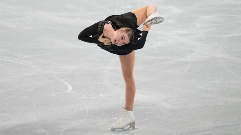 Lindsay van Zundert in de korte kür op de Olympische Spelen