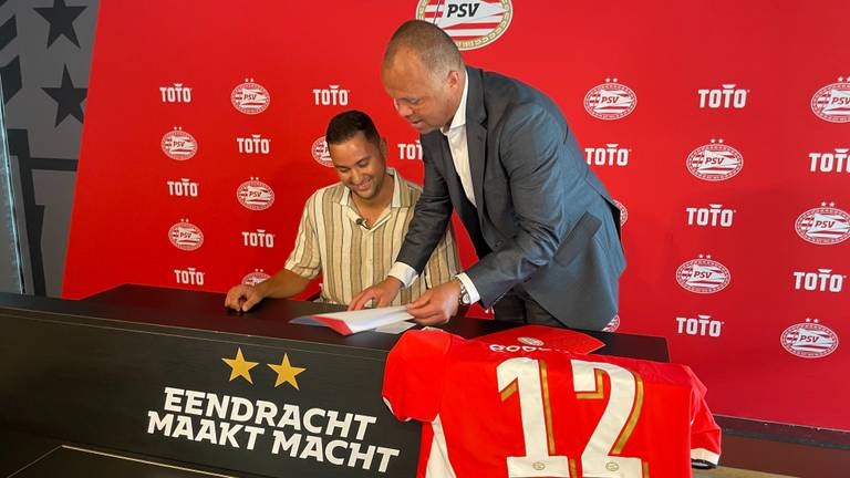  William heeft dag van zijn leven: 'Van Mifano 4 naar het eerste van PSV'