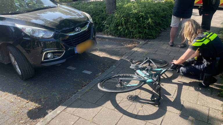 De aangereden fiets (foto: Harrie Grijseels/Persbureau Heitink).