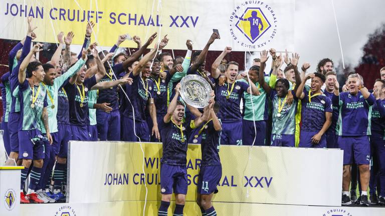 PSV won de Johan Cruijff Schaal in 2021 (foto: Jeroen Putmans/ANP).