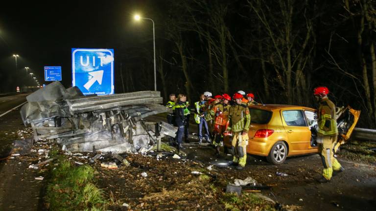 Het ongeval op de A27 (Foto: Mathijs Bertens/SQ Vision). 