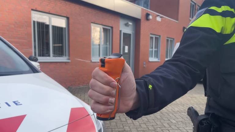 De UV-spray werd niet gebruikt (archieffoto: Facebook politie Roosendaal).