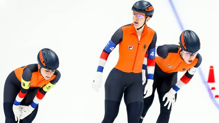 De Nederlandse schaatsers presteerden teleurstellend maar zijn wel door (foto: ANP).