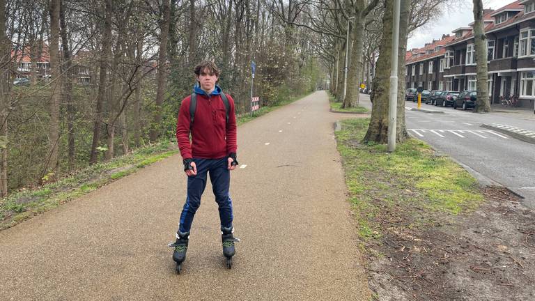 Marc (16) op zijn skates voor het goed doel