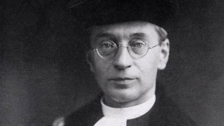 Vermoorde Titus Brandsma voor velen een heilige, nu wordt hij het écht