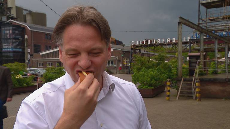 Speciale saus voor het Brabantse worstenbroodje? Dit zeggen de liefhebbers