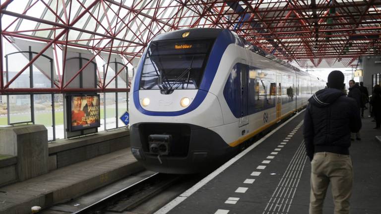 Station Almere (foto: ANP/ Paul van Riel / HH).