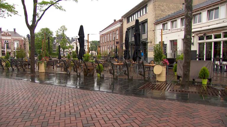 Het terras aan de Heuvel in Geldrop.