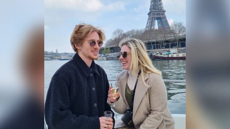 Het kersverse koppel bezocht afgelopen winter al de stad van de liefde Parijs (foto: Instagram Robin de Brie).