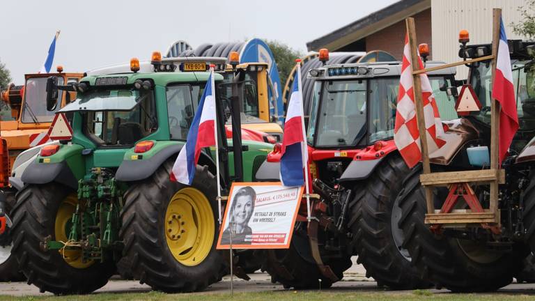 Boeren hadden zich onder meer verzameld in Schaijk (foto: Marco van den Broek/SQ Vision Mediaprodukties).
