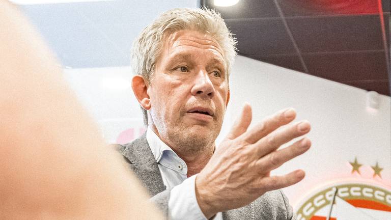 Marcel Brands vertelt over het vertrek van John de Jong (foto: ANP).