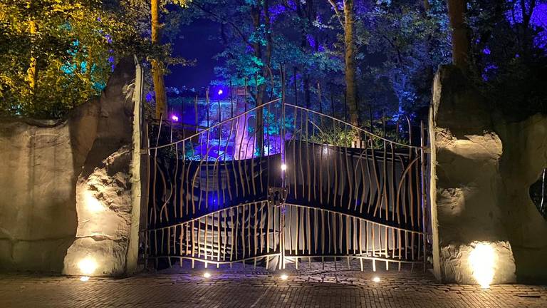 De poorten voor het Spookslot waren zaterdagnacht al op slot.