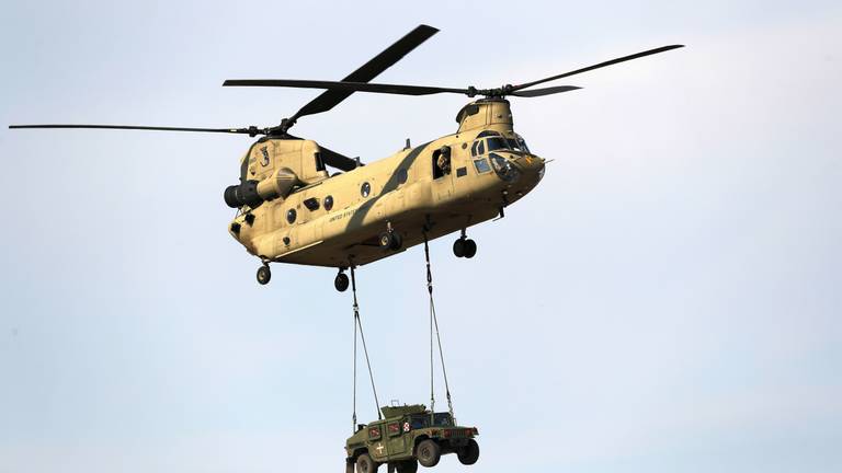Een CH-47 Chinook helicopter (foto: ANP). 