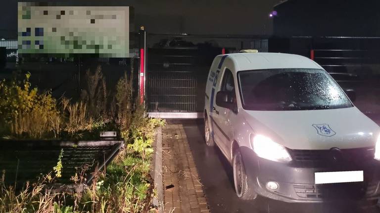 Maaltijdbezorger bezorgt zichzelf schrik van zijn leven door inbraakalarm