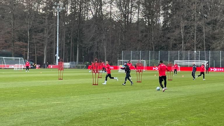 PSV traint op de Herdgang (foto: René van Hoof).