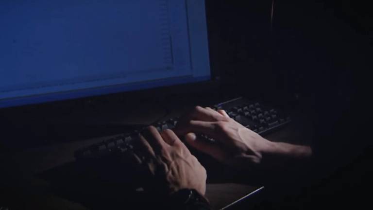 Grote online misbruikzaak: nog eens 5 slachtoffers melden zich bij politie
