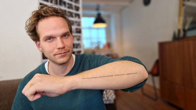 Berend en zijn tattoo (foto: Noël van Hooft)