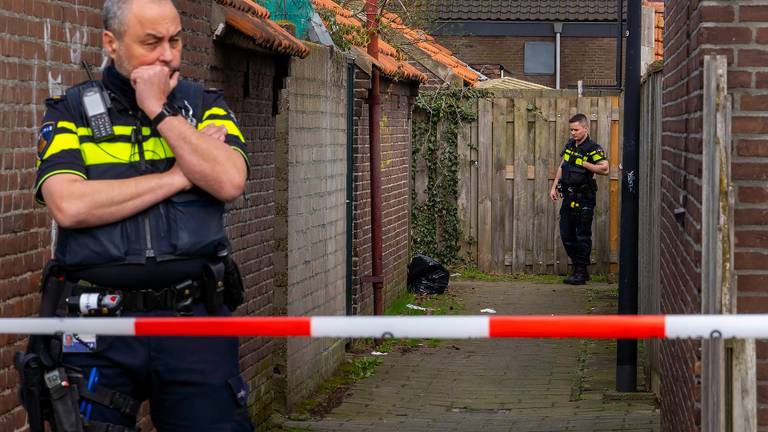 Zwaargewonde man gevonden in een steegje in Oss