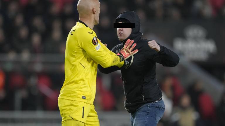 De 20-jarige Limburger die het veld bestormde.