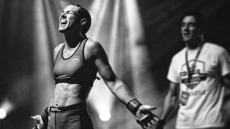 Lizzy Gevers geniet écht van MMA (eigen foto).