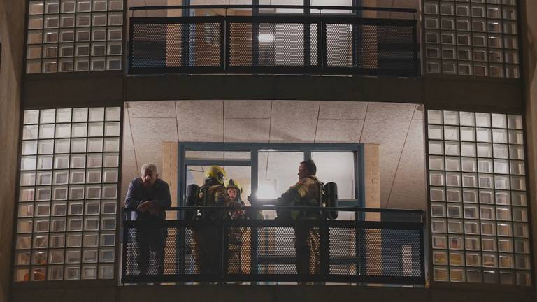 Buren na brandstichting bij flat: 'Was ik hier maar nooit komen wonen'