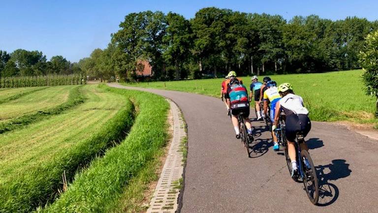 Heerlijk weer voor een fietstochtje (foto: Jan van Zoest).