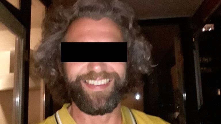 De exen van Bas weten wat stalking met je doet: 'Leef altijd in spanning'