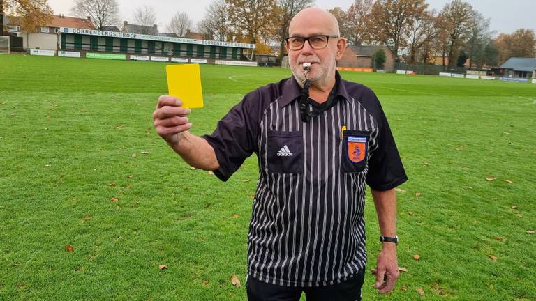 Is Piet van Montfort de amateurscheidsrechter van het jaar? (Foto: Leon Voskamp)