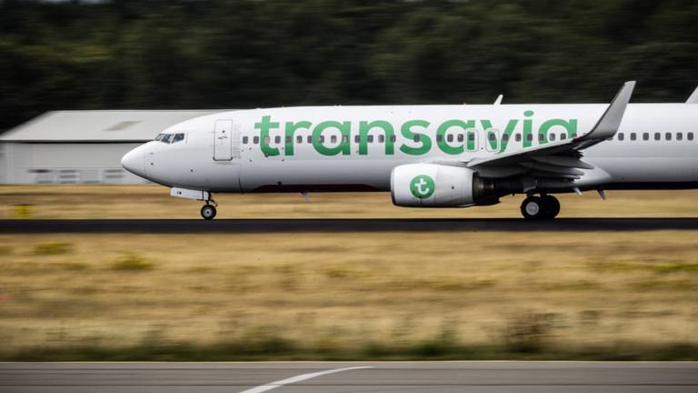 Een toestel van Transavia op Eindhoven Airport (foto: ANP).