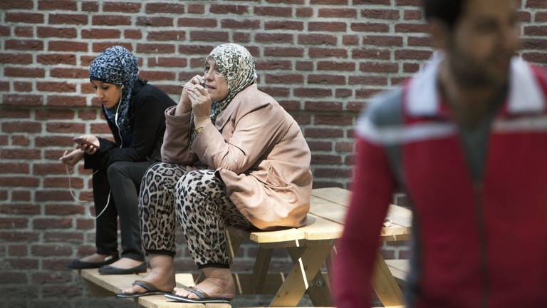 Asielzoekers in het azc in Gilze (foto: ANP)