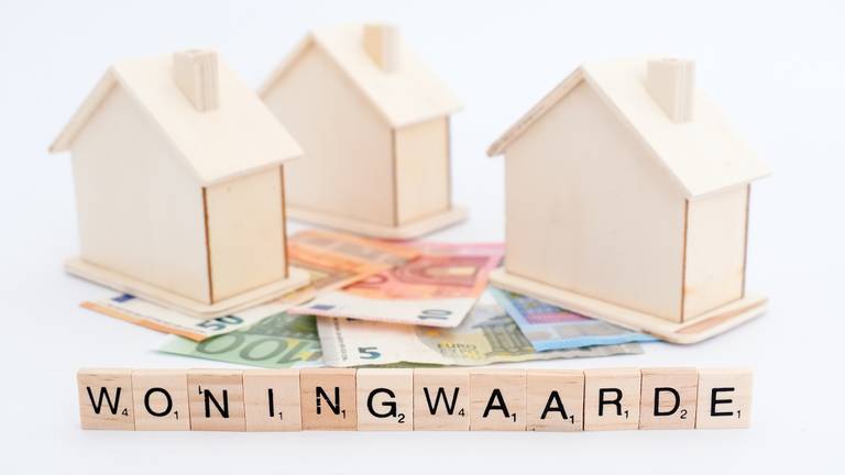 De WOZ-waarde ligt weer op de deurmat van woningbezitters (foto:ANP)