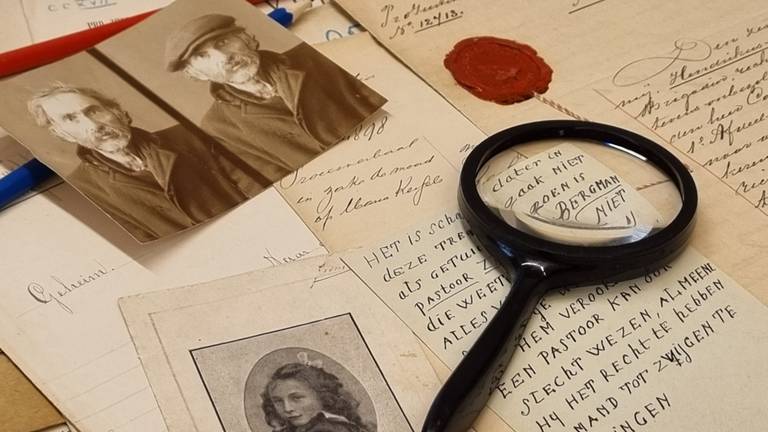 Deel van het dossier Marietje Kessels (foto: BHIC).