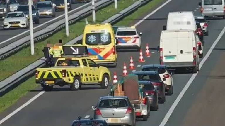 Het ongeluk op de A58 (beeld: Rijkswaterstaat).