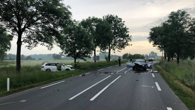 Het ongeluk gebeurde op de N322 tussen Giessen en Uitwijk (foto: X/Weginspecteur Sven).