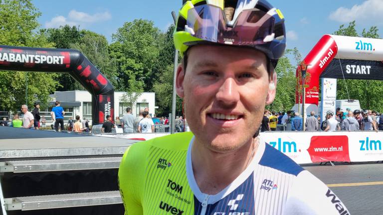 Mike Teunissen voor de start van de ZLM Tour. (Foto: Leon Voskamp)
