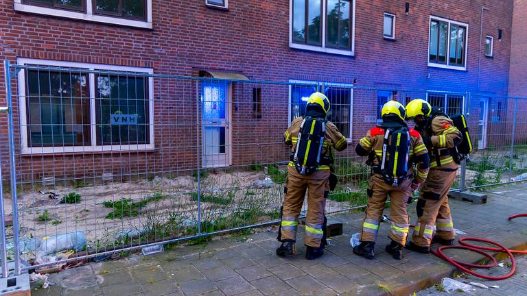 Buurt denkt dat woningbrand is aangestoken: 'Dit zat er wel aan te komen'