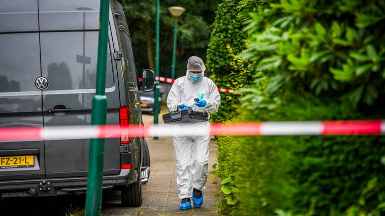 Bejaarde vrouw 'onder verdachte omstandigheden' dood gevonden in huis