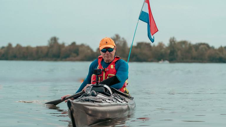 Rob gaat duizend kilometer kajakken in Egypte.