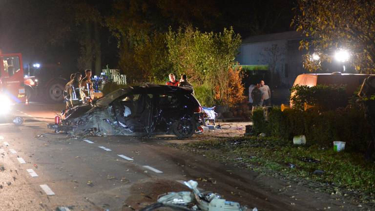 Een dode en twee gewonden bij crash, buren in shock