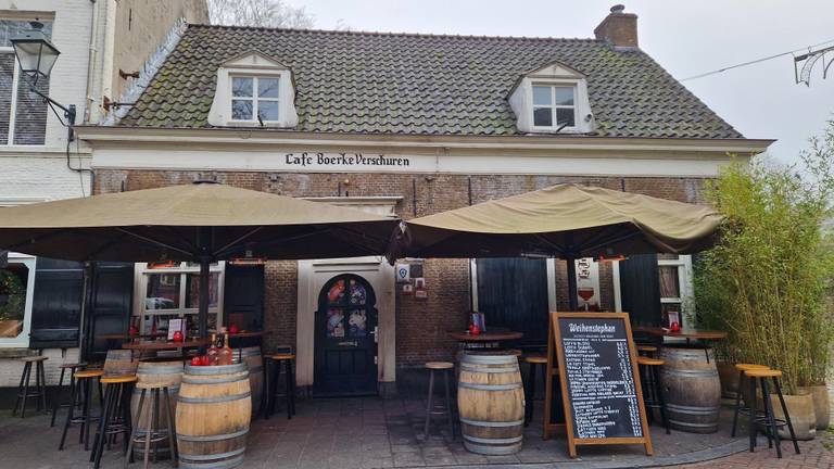 Bij Boerke Verschuren brak in januari 2024 binnen brand uit (foto: Omroep Brabant)