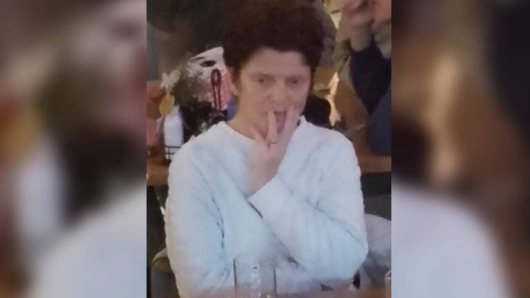 Foto: Deze vrouw uit Helmond wordt sinds maandag half twaalf vermist (foto: politie).