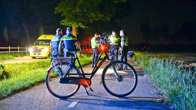 Fietsster gewond aan hoofd na botsing Knegsel
