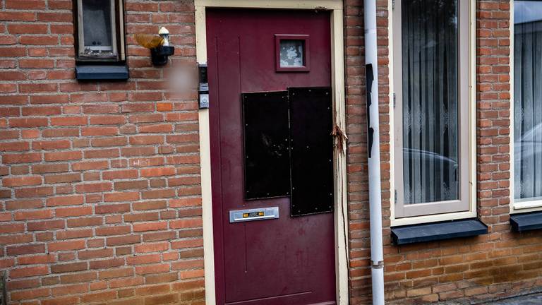 Voordeur volledig vernield