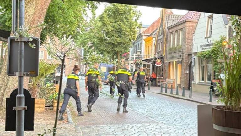 Inval in café in Oirschot