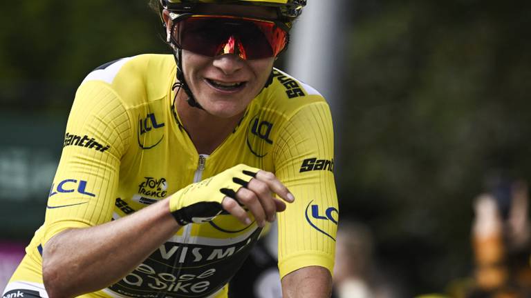 Marianne Vos vlak na de finish (foto: AFP).