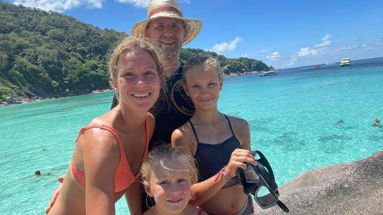 De reis naar Thailand beviel zo goed, dat dit gezin op wereldreis gaat (foto: Lisa Lemmerling).